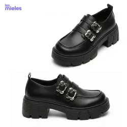 Zapatos de tacón grueso