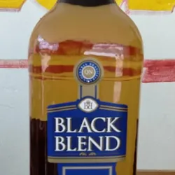 Caja de Wiski Black Blend