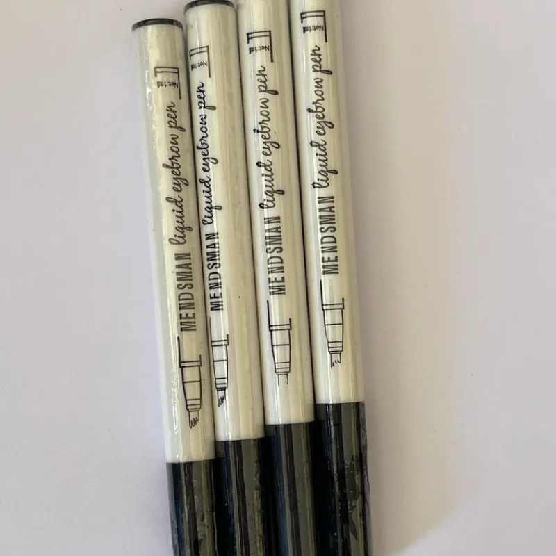 Delineador de cejas 