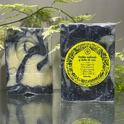 Jabón natural de Carbón Activado + Leche de Coco 🌴 🥛 