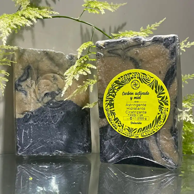 Jabón natural de carbón activado y miel 🍯