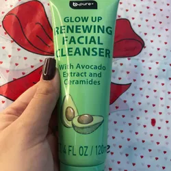 Limpiador facial de aguacate y ceramidas