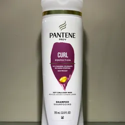 Shampoo de la línea PANTENE 