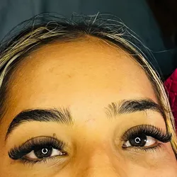 Volumen Brasileño (4D)