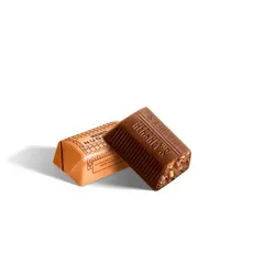 Hershey’s Extra Creamy, Milk Chocolate with toffee&Almonds