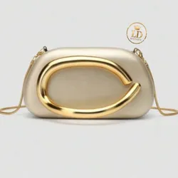 cartera dorada pequeña