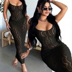 vestido negro de playa