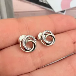Aretes nudo Pandora 