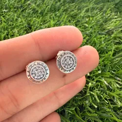 Aretes clásicos plateados 