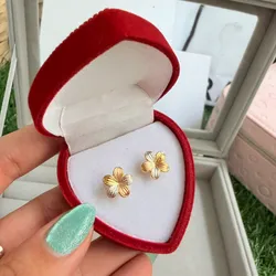 Aretes de flor