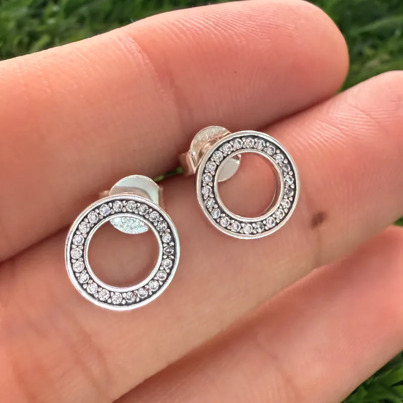 Aretes halo Pandora con piedras 