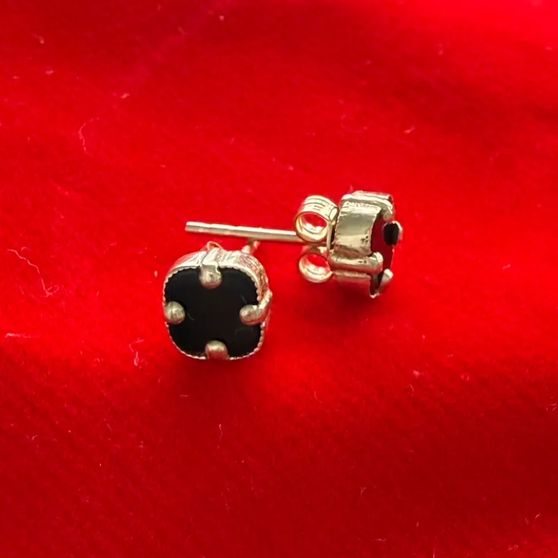 Aretes van Cleef negros oro 10 k 