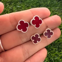 Aretes van Cleef rojos 