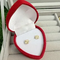 Aretes VC dorados pequeños oro 10 k