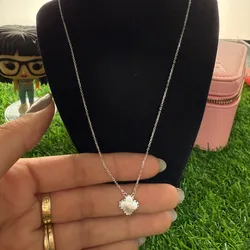 Cadena van Cleef 1 florecita blanca 