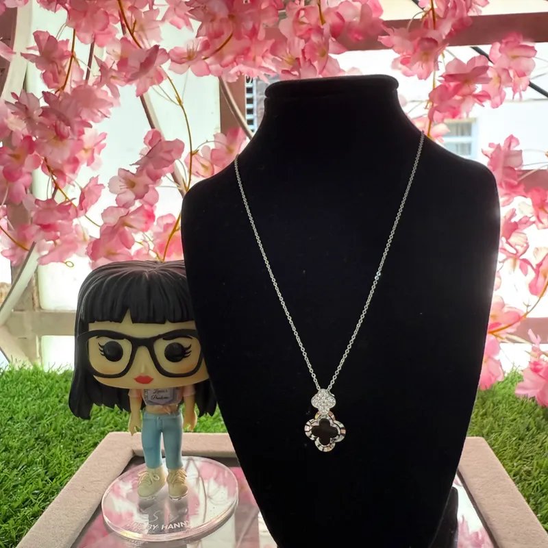 Cadena van Cleef 2 Flores negras 