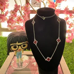 Cadena van Cleef 5 flores rojas