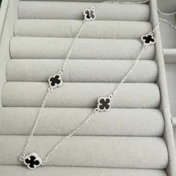 Cadena van Cleef negra de 5 flores