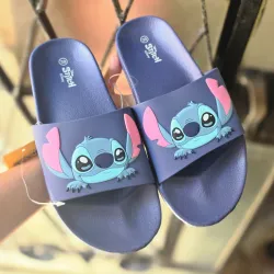 Chancletas Stitch negras