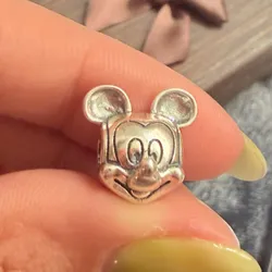 Charm Mickey cabeza