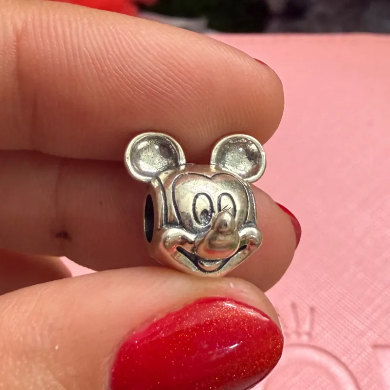 Charm Mickey carita 