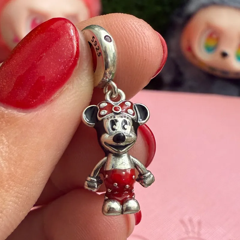 Charm Minnie roja 