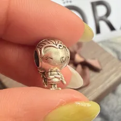 Charm niña con trenzas