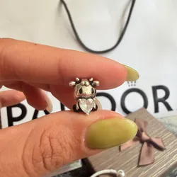 Charms vaquita con corazón 