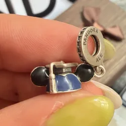 Charm graduado 🎓 versión Disney 
