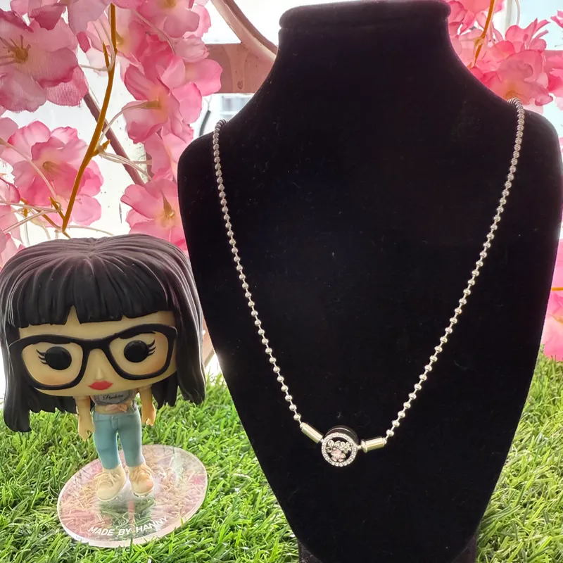Collar cuentas paves essence cierre flores poetas