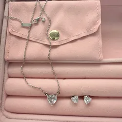 Conjunto de cadena y arete piedra blanca 