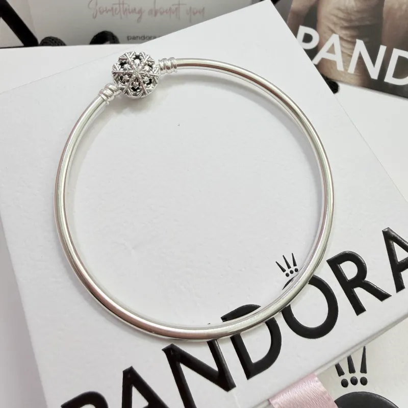 *PANDORA RÍGIDA ORIGINAL 100 %* Cierre Copo de Nieve Reluciente Pandora