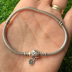 Pulsera flexible cierre margarita 