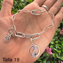 Pulsera Pandora eslabonada con 2 charms 