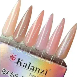 Bases nude 