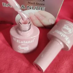 Base Nude