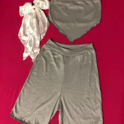 Conjunto de shorts y top