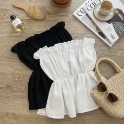 Blusa top con elásticos.