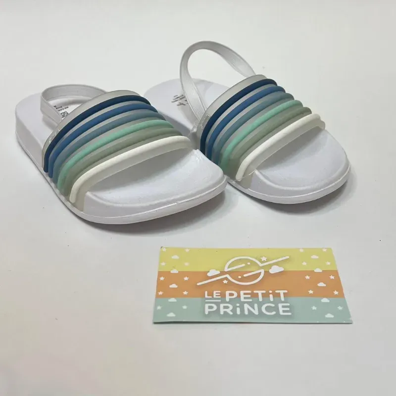 Chancleta blanca azul PRIMARK