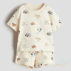 Conjunto pullover y bermuda amarilla H&M #0001