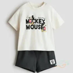 Conjunto pullover y bermuda Mickey H&M #0002