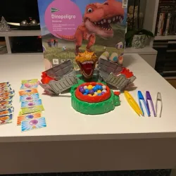 Juego de habilidades Dinopeligro