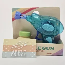 Pistola de burbuja con líquido 