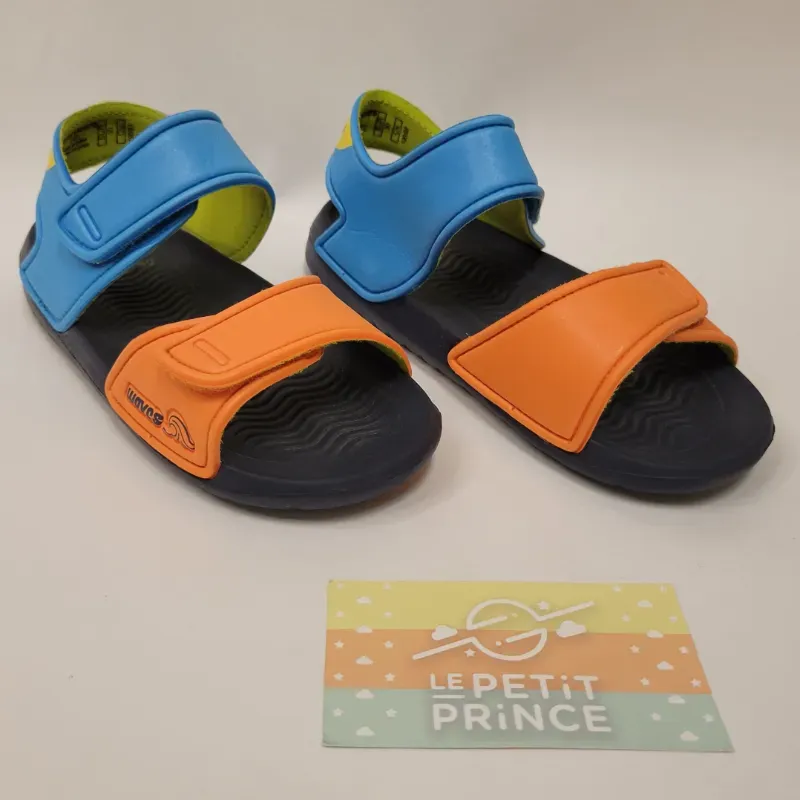 Sandalia multicolor LEFTIES 