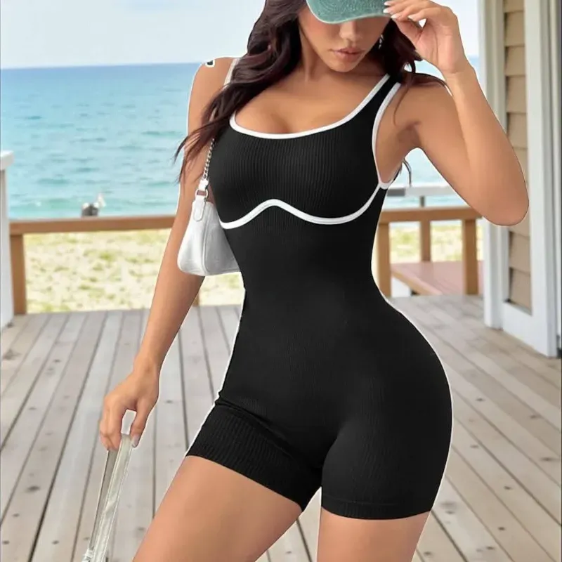 Mono corto enterizo deportivo