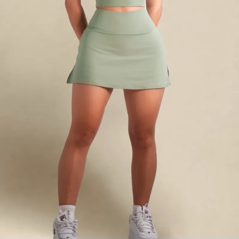 Saya Short deportiva Adidas.