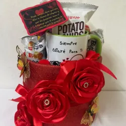 Caja de regalo con rosas