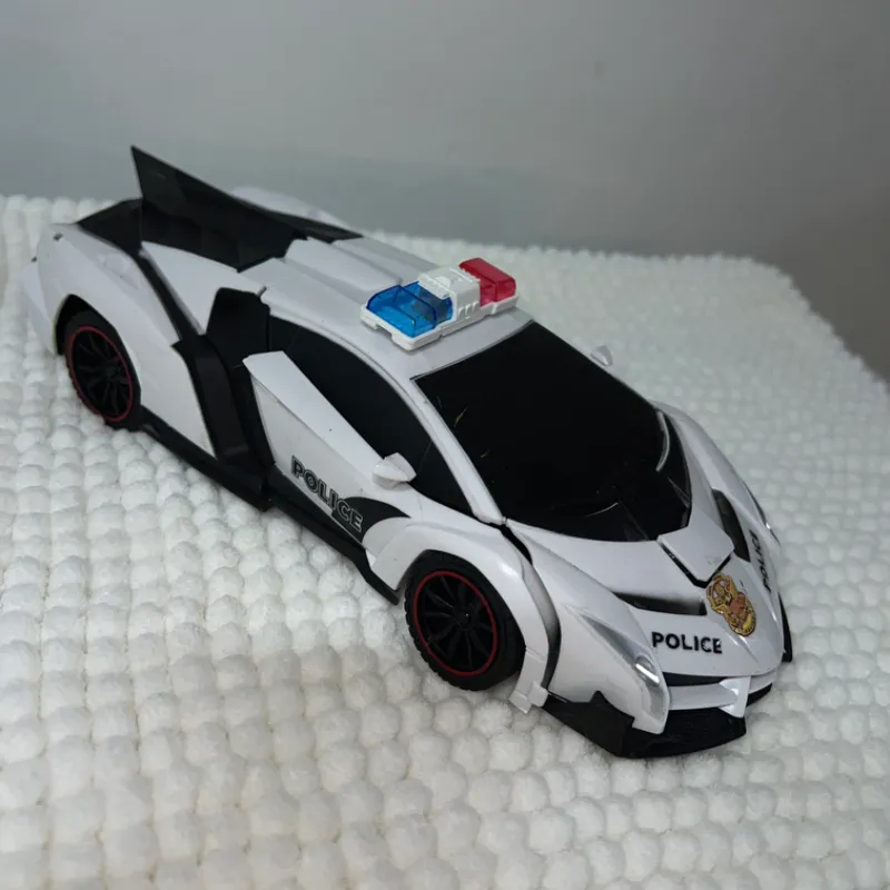 Carro policía transformer 🚓