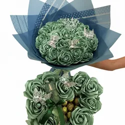 Juego de ramo buchón con corazón con bombones y perfume 