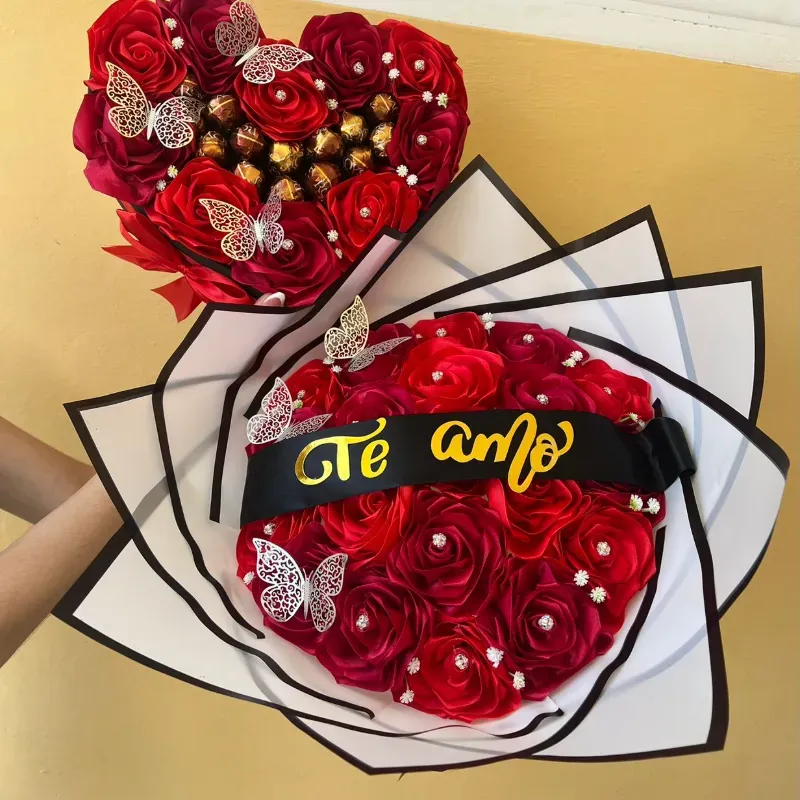 Juego de ramo buchón y ❤️ rojo "Te amo"